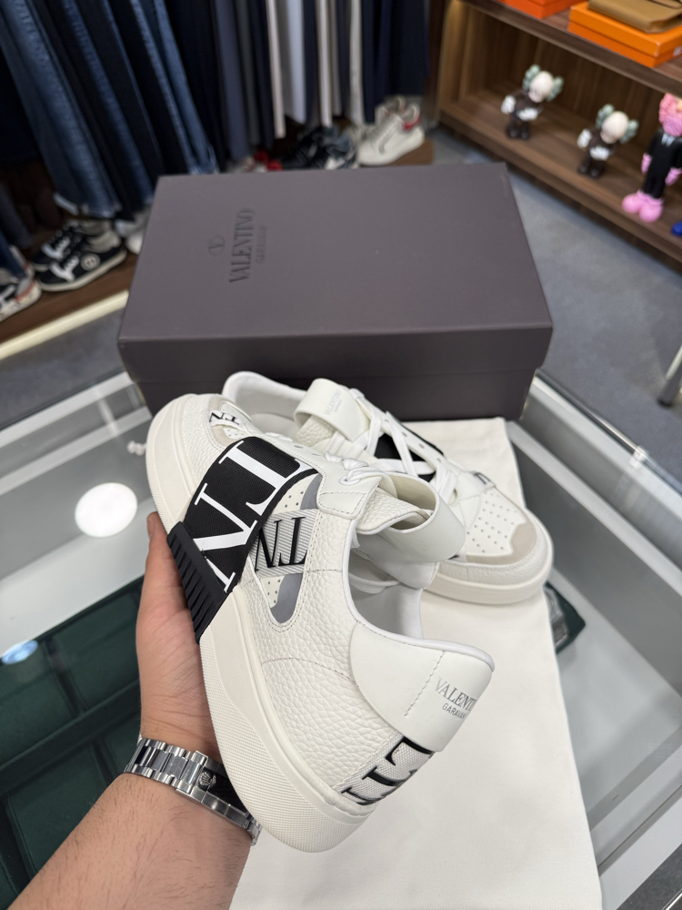 Valentino Garavani VL7N Leather Sneaker in White