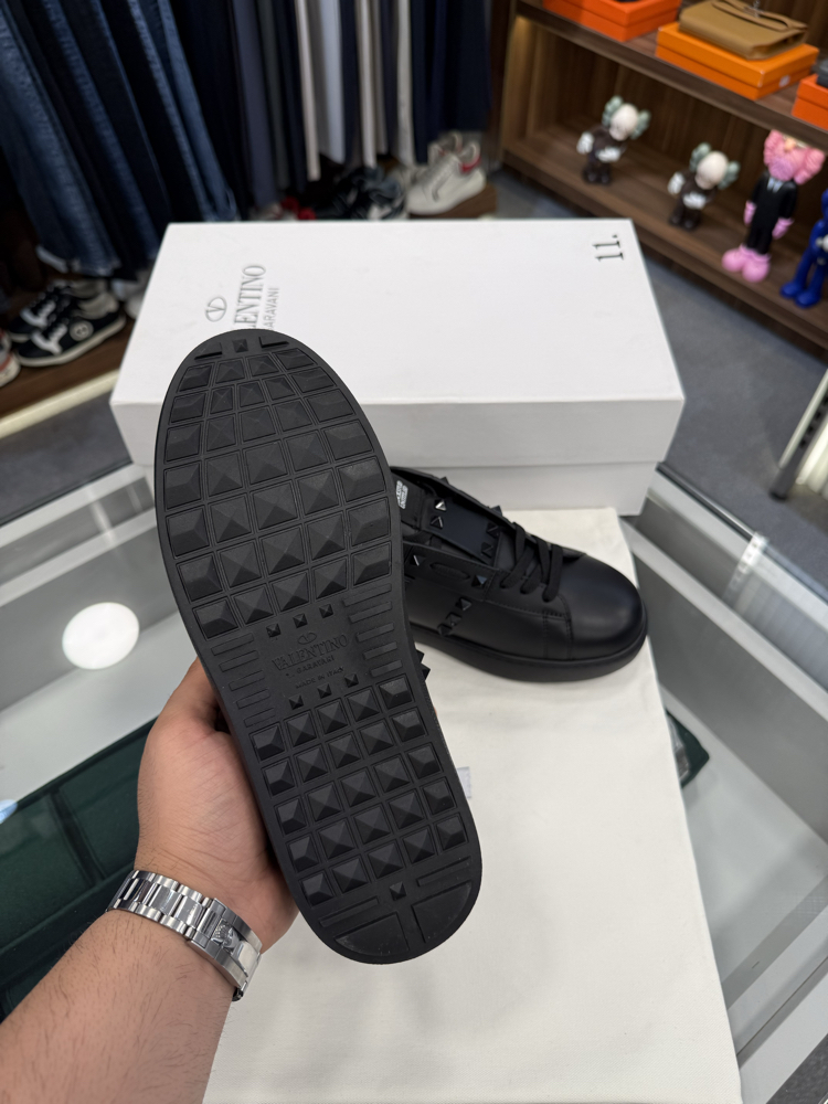 Valentino Garavani Open Sneaker in Black Leather with Rockstud
