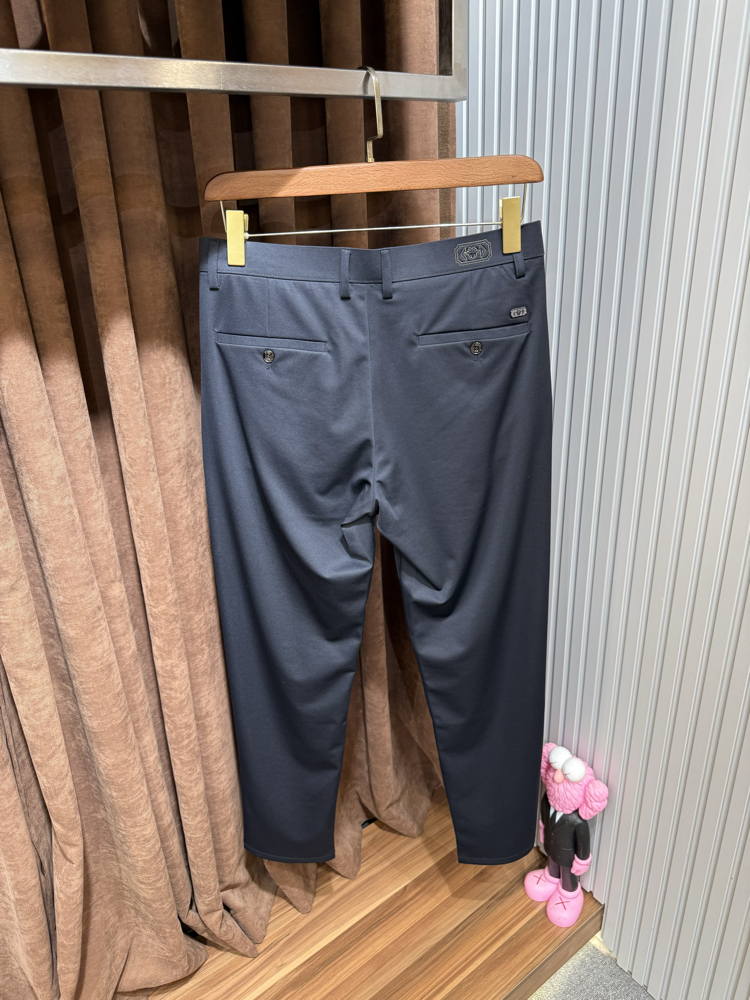 Dior kırışmaz koyu lacivert jogger ithal J’1