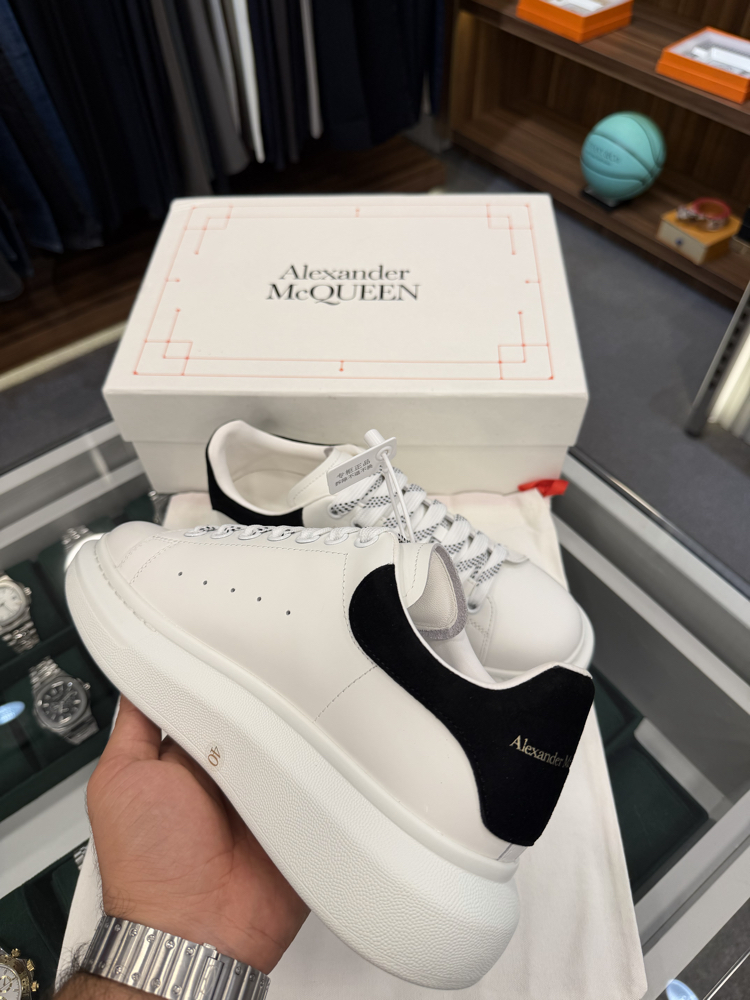 Alexander McQueen Süet Sneaker
