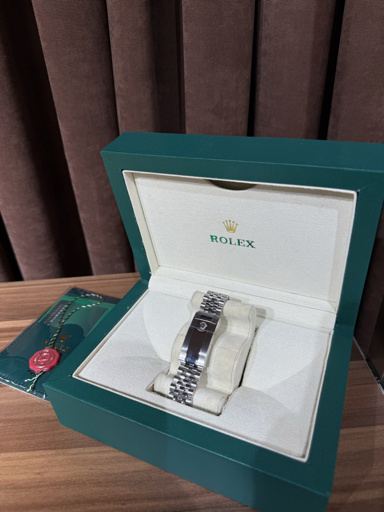 Rolex GMT-Master II 40 mm Black Dial “Sprite”