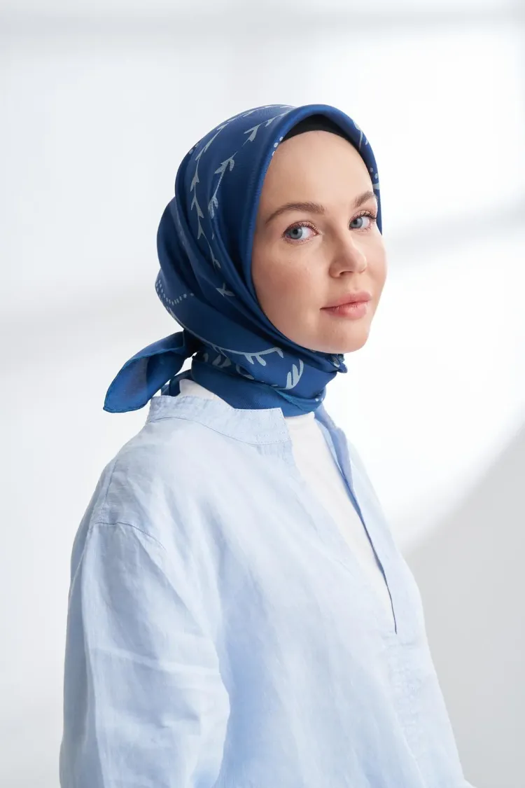 ARMANDA - 4313 Çift Taraflı Muse Desen Twıll İpek Eşarp - İndigo-Kot Mavisi