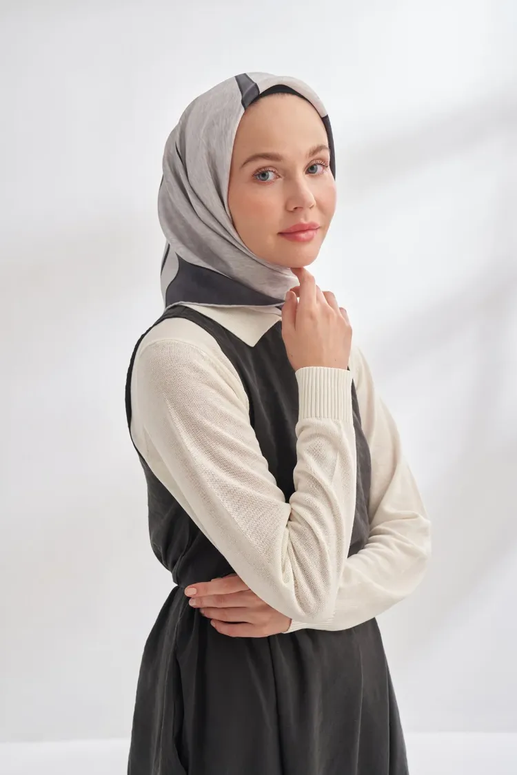 ARMANDA - 4355 İnaya Desen Twill İpek Eşarp - Füme-Gri