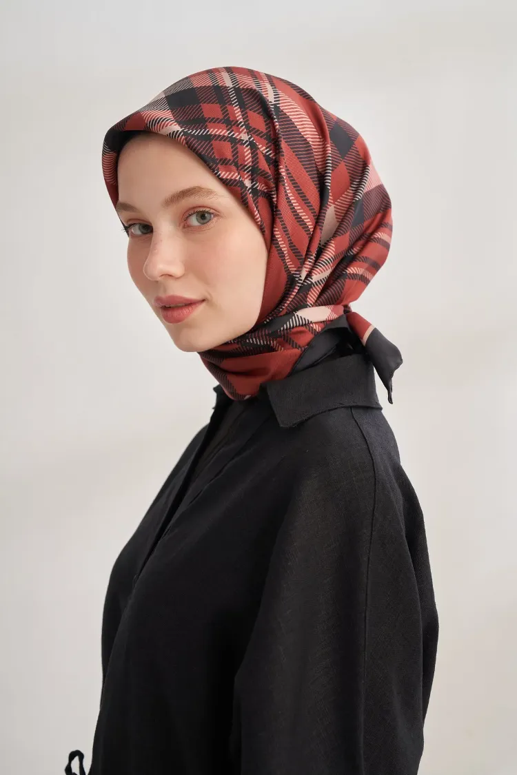 ARMANDA - 4358 Naya Desen Twill İpek Eşarp - Bordo