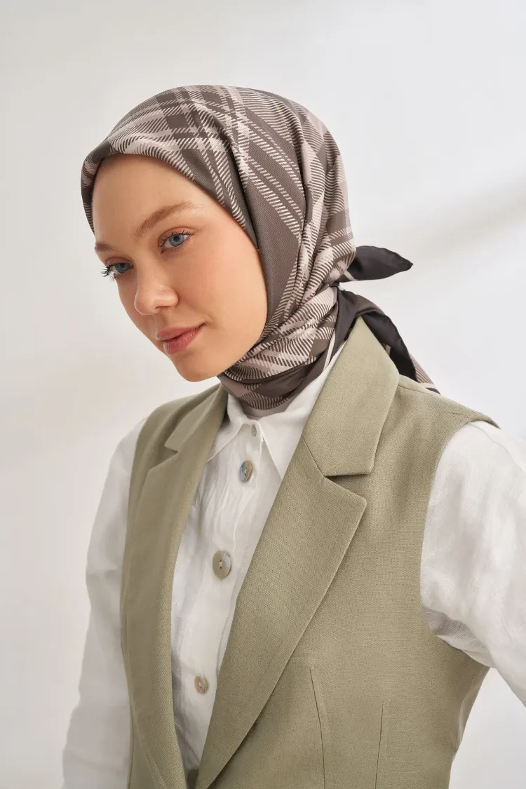 ARMANDA - 4358 Naya Desen Twill İpek Eşarp - Füme