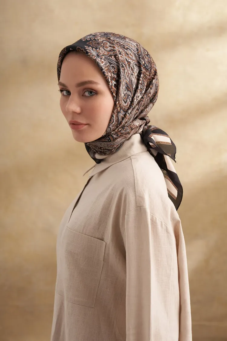ARMANDA - 3152 Jardın Desen Eşarp - Siyah Vizon