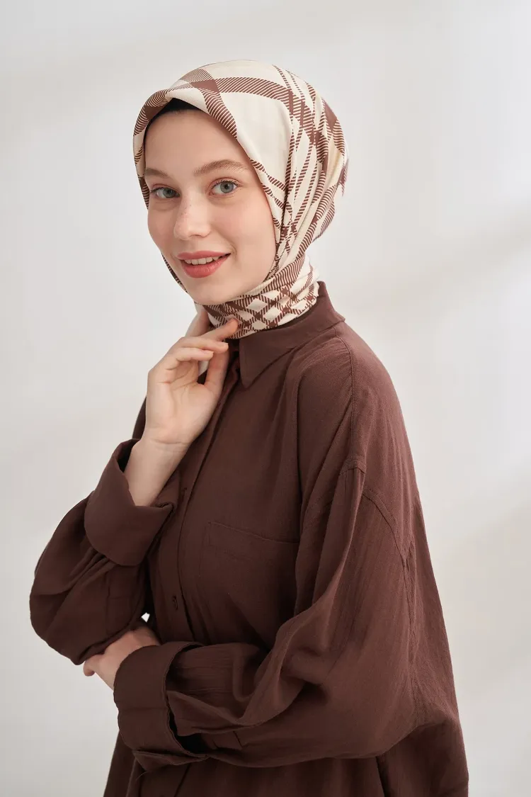 ARMANDA - 4358 Naya Desen Twill İpek Eşarp - Kahve