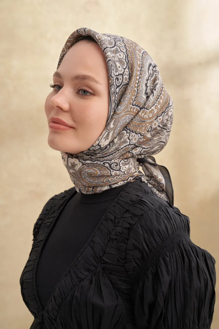 ARMANDA - 3156 Ayesha Desen Eşarp - Siyah Dore