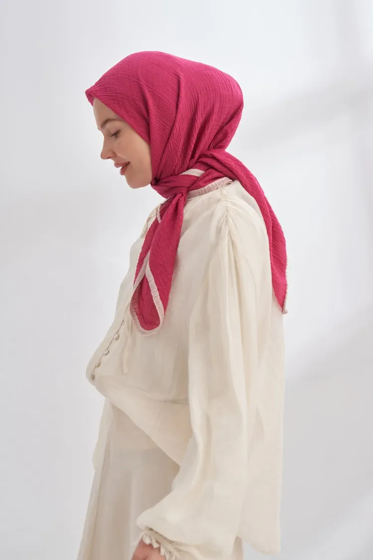 ARMANDA - 3353 Müslin Biyeli Eşarp - Fuşya