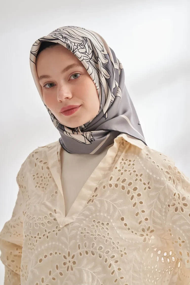 ARMANDA - 4356 Ivory Desen Twill İpek Eşarp - Gri