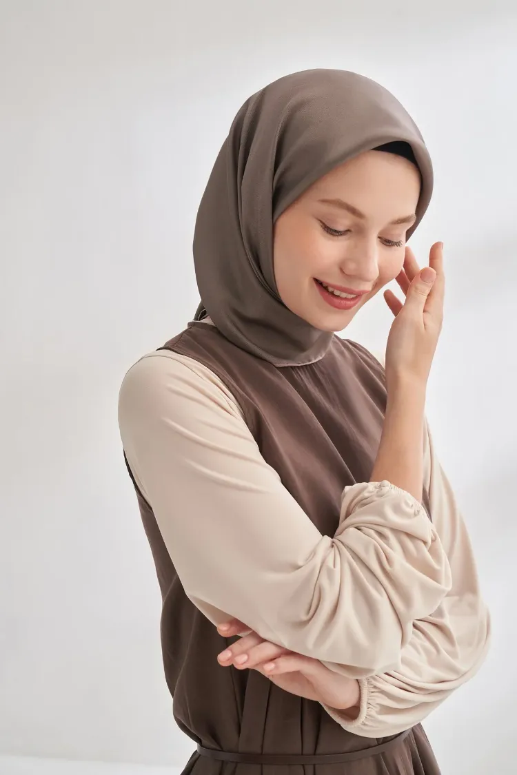 ARMANDA - 4400 Premium Twill İpek Eşarp - Koyu Vizon
