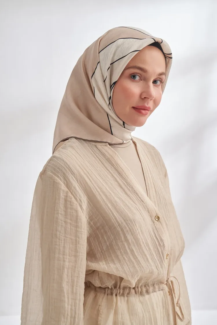 ARMANDA - 4355 İnaya Desen Twill İpek Eşarp - Bej-Vizon