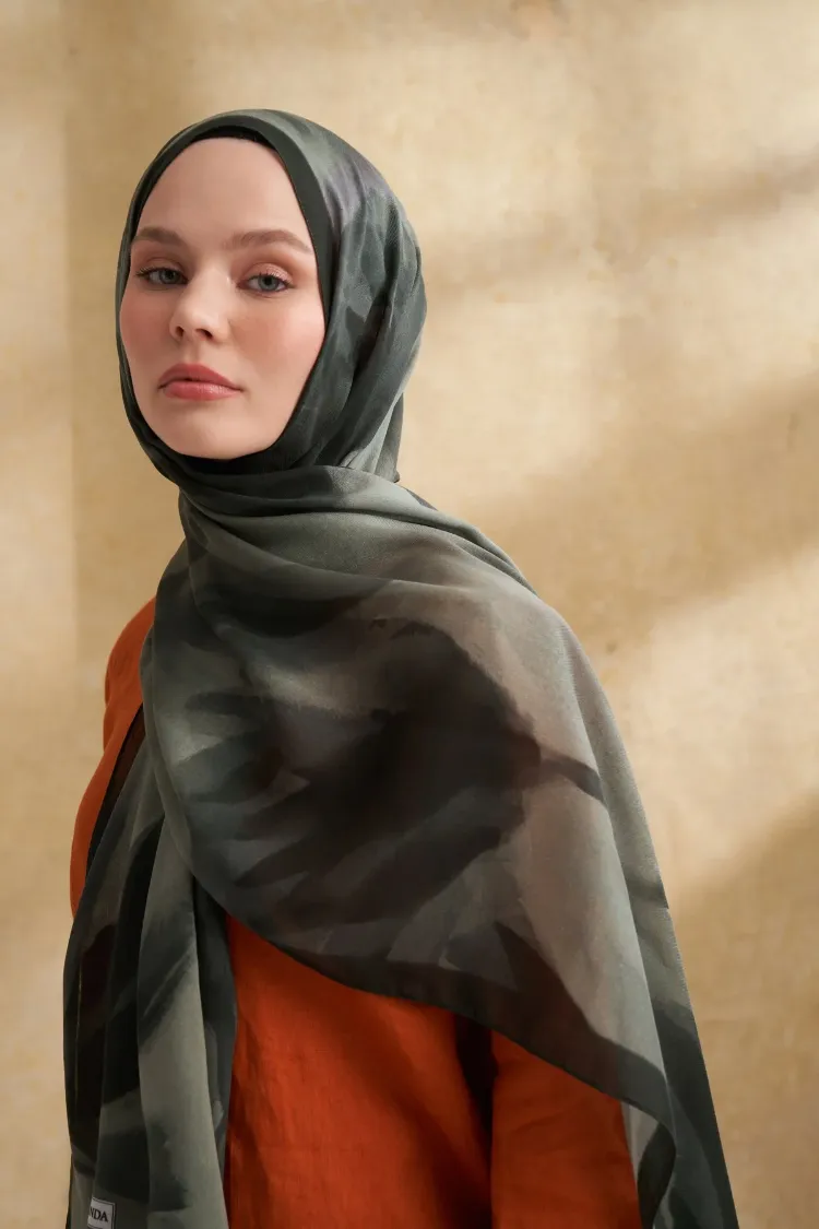 ARMANDA- 3381 İpek Modal Darcy Desen Şal - Haki