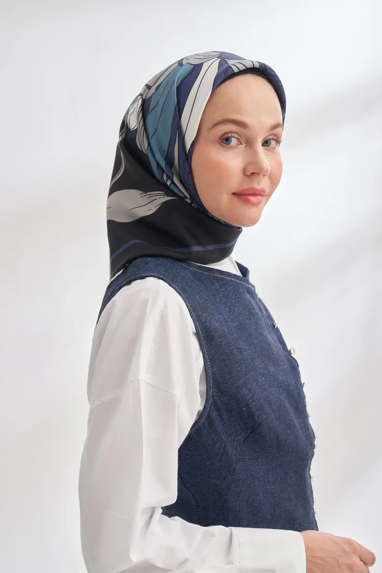 ARMANDA - 4356 Ivory Desen Twill İpek Eşarp - Siyah Lacivert