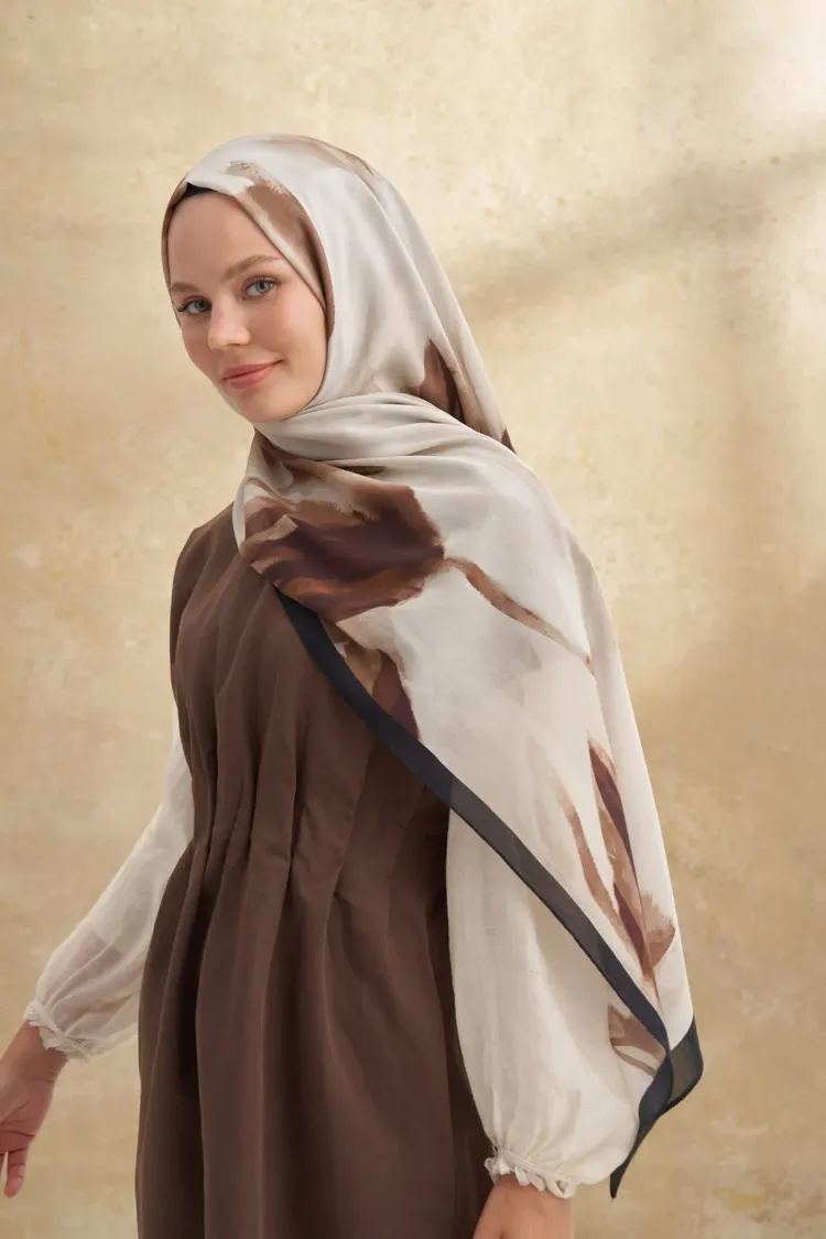 ARMANDA- 3381 İpek Modal Darcy Desen Şal - Siyah Bej