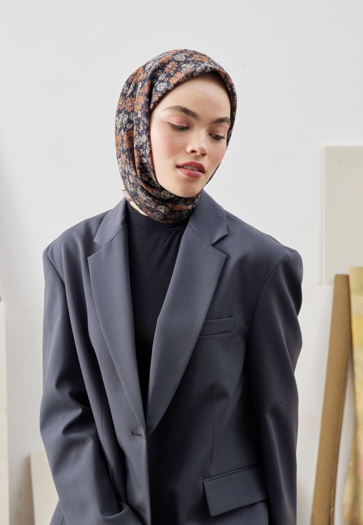 BFRESH SCARFS - Blooming Garden Desen Pamuk İpek Eşarp - Siyah