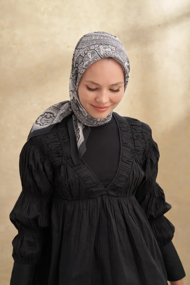 ARMANDA - 3156 Ayesha Desen Eşarp - Siyah Gri