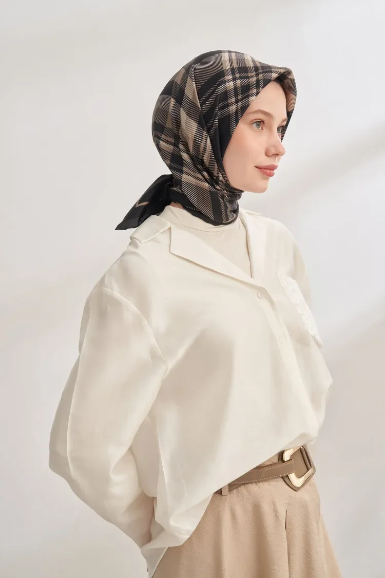 ARMANDA - 4358 Naya Desen Twill İpek Eşarp - Siyah
