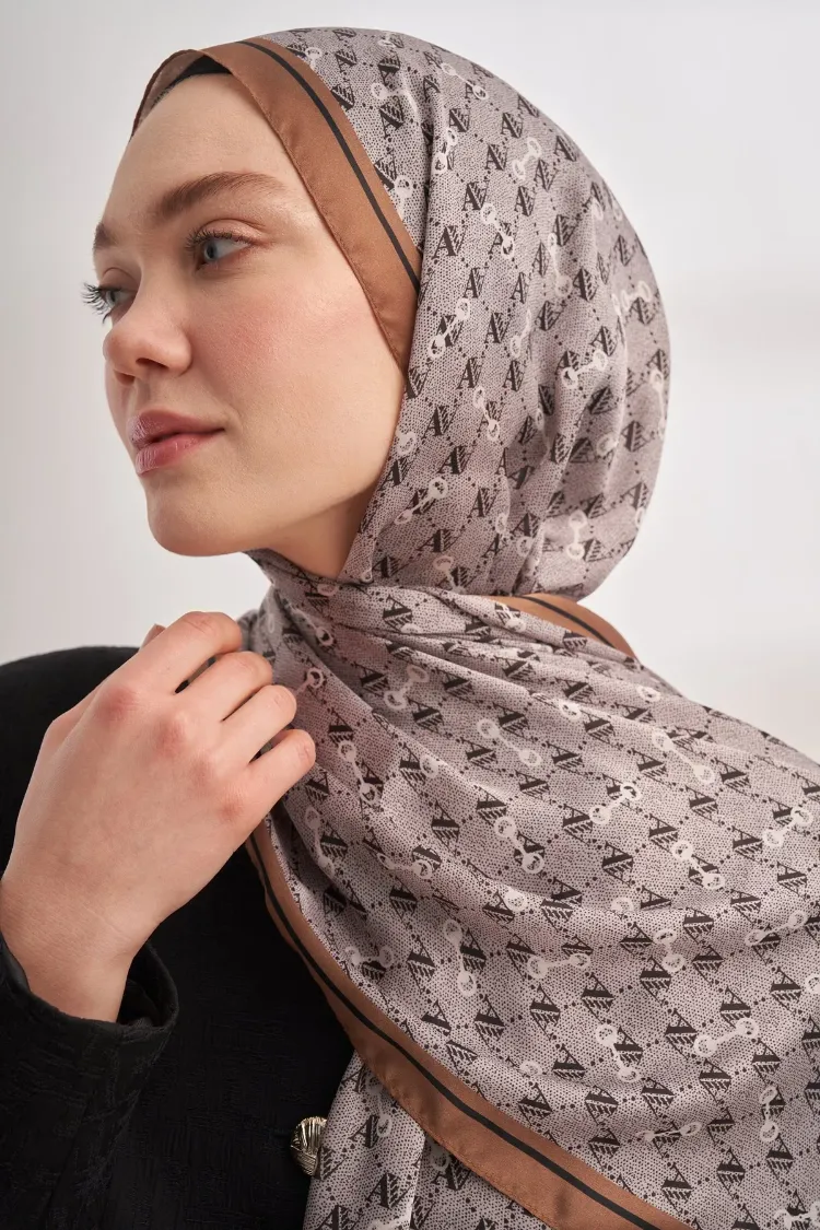 ARMANDA - 3361 Monogram Desen Şal - Gri - Sütlü Kahve