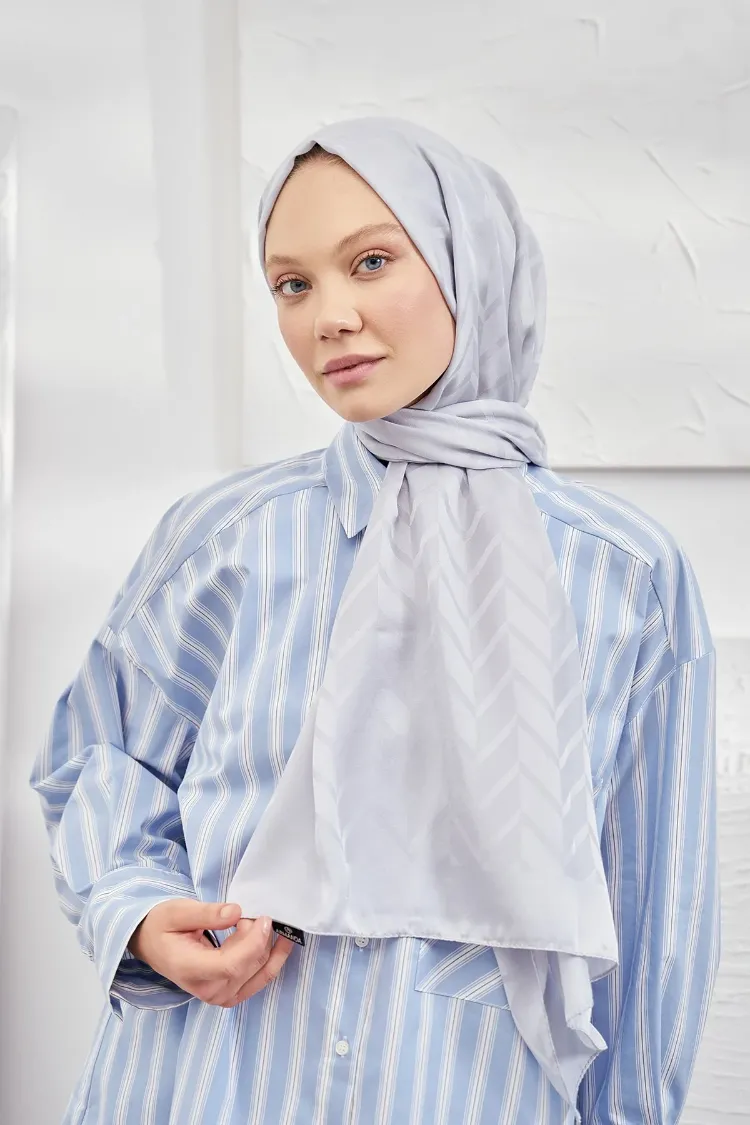 ARMANDA - İtalyan Jakar Zigzag Desen Şal - Gümüş