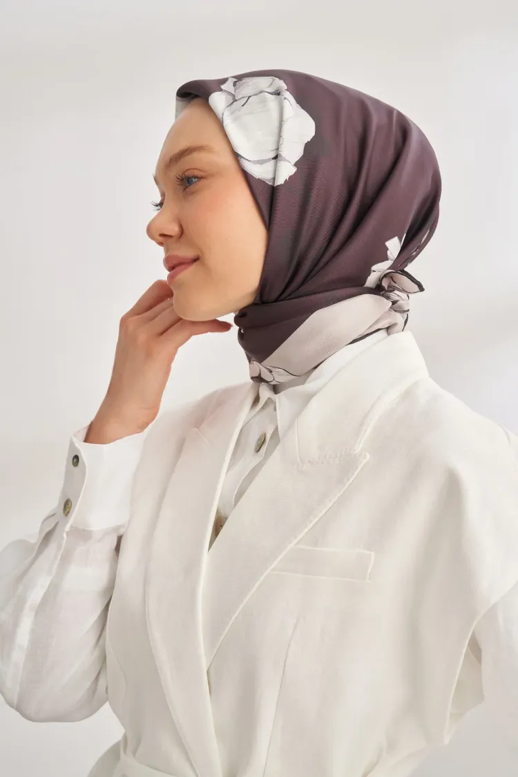 ARMANDA - 4333 Plumeria Desen Twill İpek Eşarp - Füme
