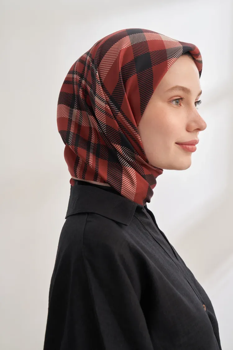 ARMANDA - 4358 Naya Desen Twill İpek Eşarp - Bordo