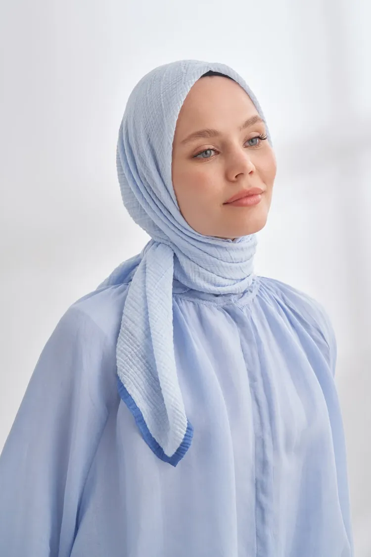 ARMANDA - 3353 Müslin Biyeli Eşarp - Bebe Mavisi