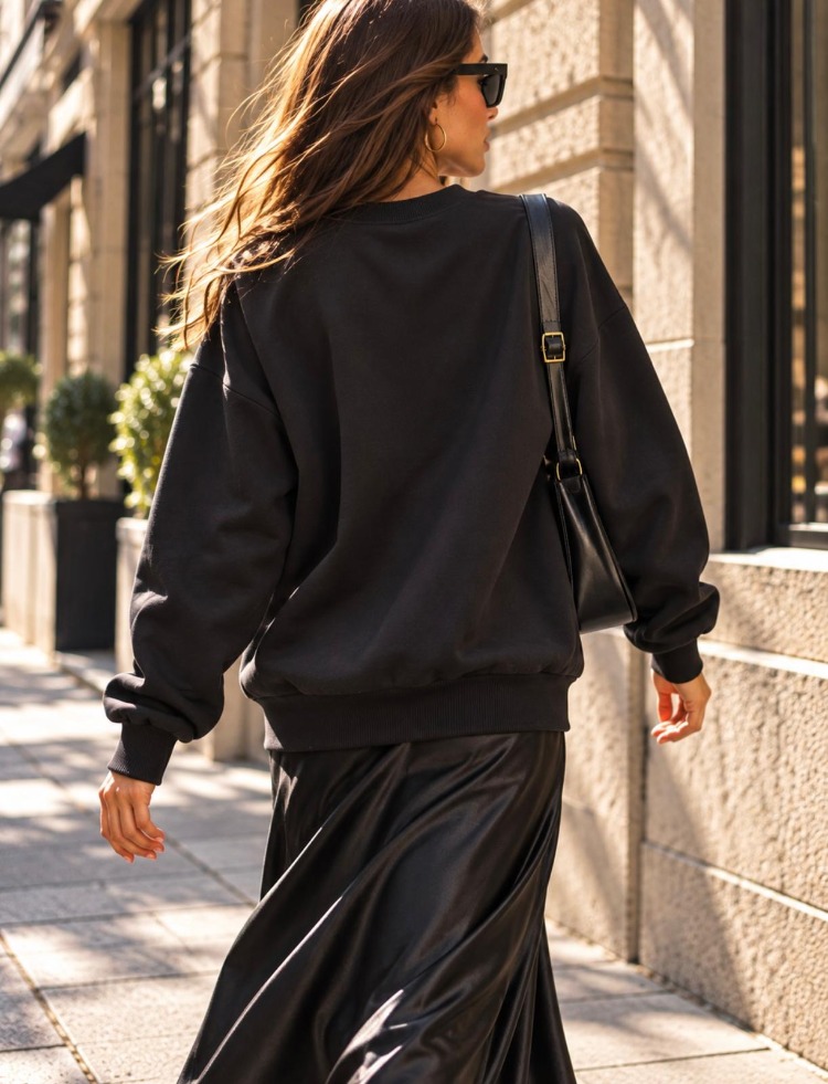 Siyah Baskılı Sweatshirt