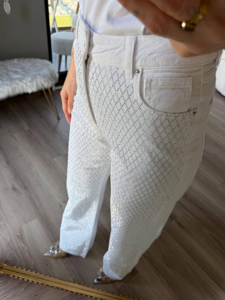 Full Taşlı Beyaz Jean 