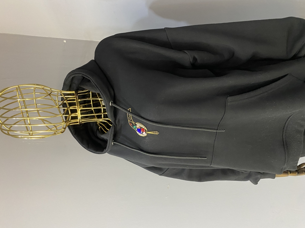 Kapşonlu sweatshirt