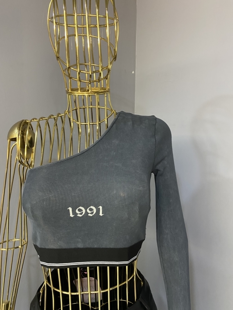 Tasarım tek kol body