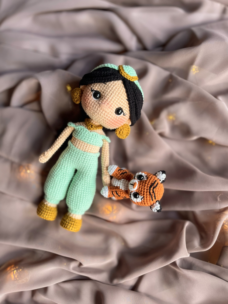 Prenses Jasmine ve Rajah Tarif (PDF)