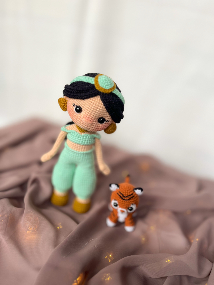Prenses Jasmine ve Rajah Tarif (PDF)