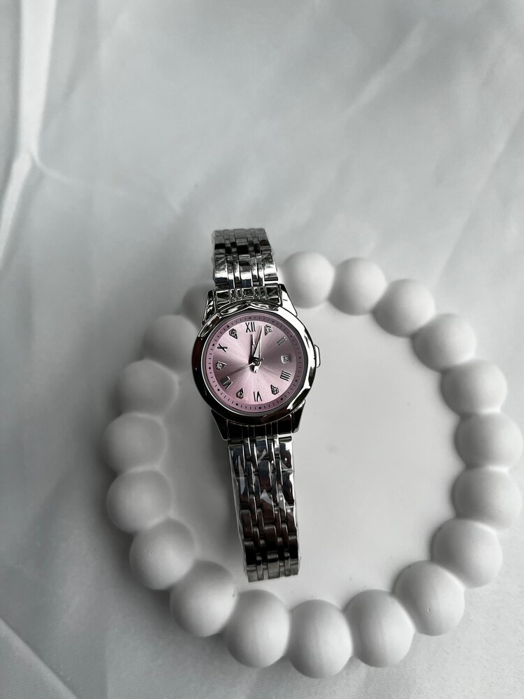 Pembe Kadranlı Saat