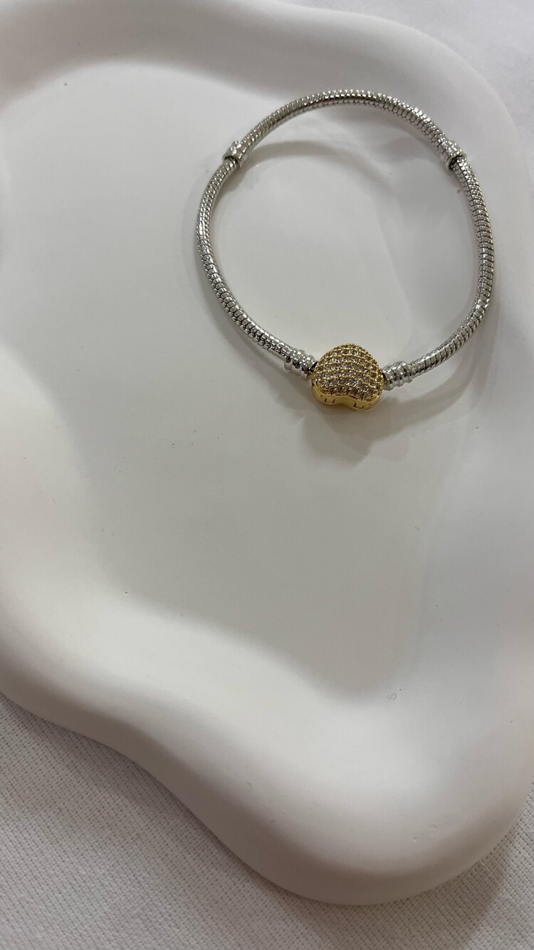 Pandora Kalpli Taşlı Bileklik