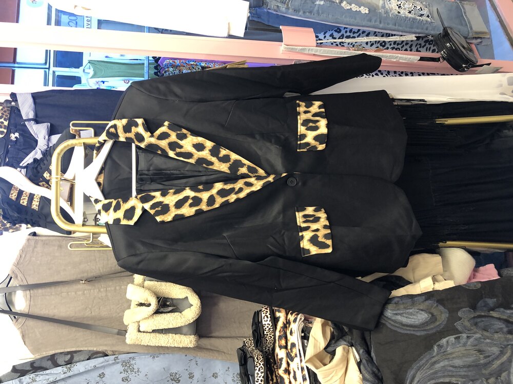 Leopar detaylı ceket