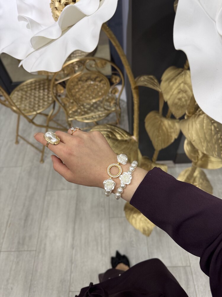 YENİİ!! GÜL DETAYLI ÇEYREK ÇERÇEVE KLASİK BİLEKLİK 