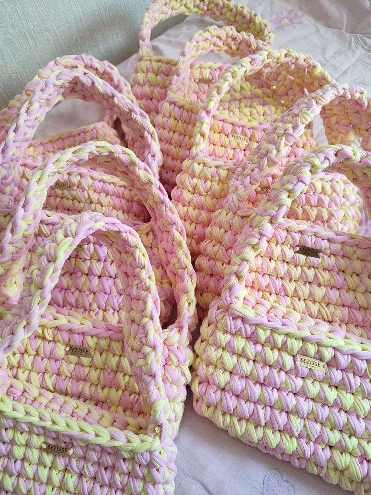 Yellow Pink 