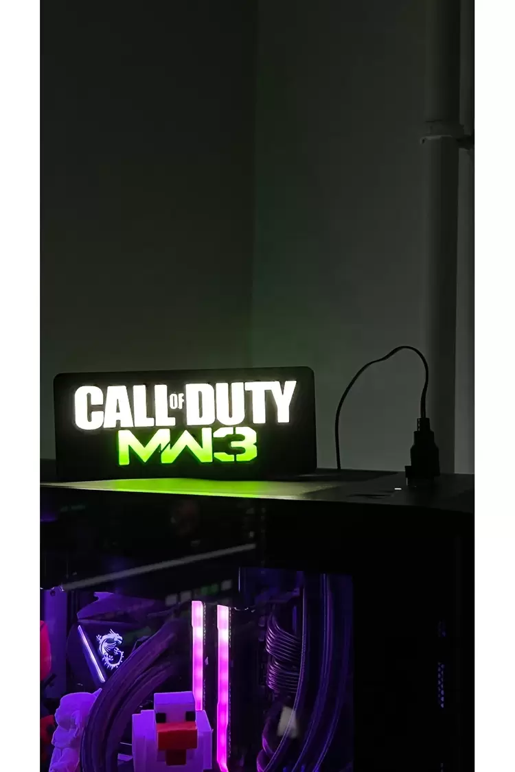 Call of Duty Işıklı Tablo (USB Type A ile çalışmaktadır)