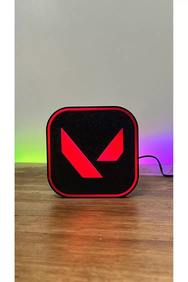 Valorant Aydınlatmalı Tablo (Usb Type A ile çalışmaktadır)