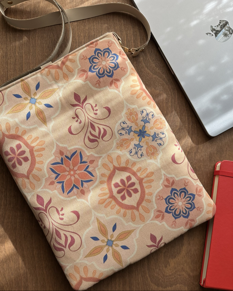 Özel Tasarım El Yapımı Cepli Kılıf Çanta, Tablet Kılıfı, Kitap Kılıfı, Organizer Çanta