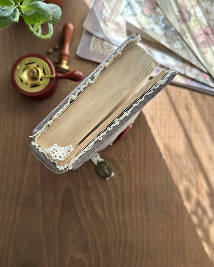 El Yapımı Vintage Nakışlı Defter – A5 / 100gr / 384 Sayfa – Çizgili 