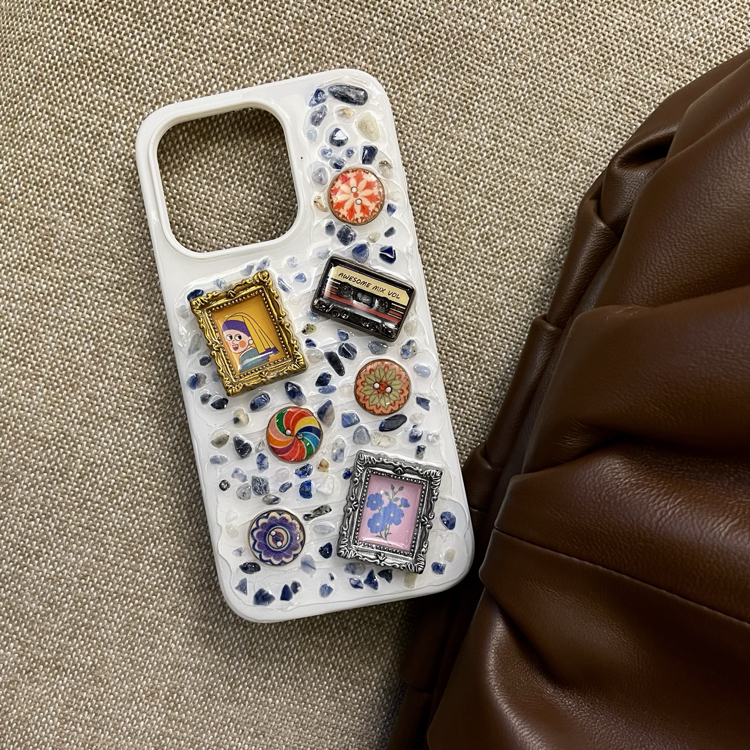 Iphone 14 Pro Retro Creamy Case