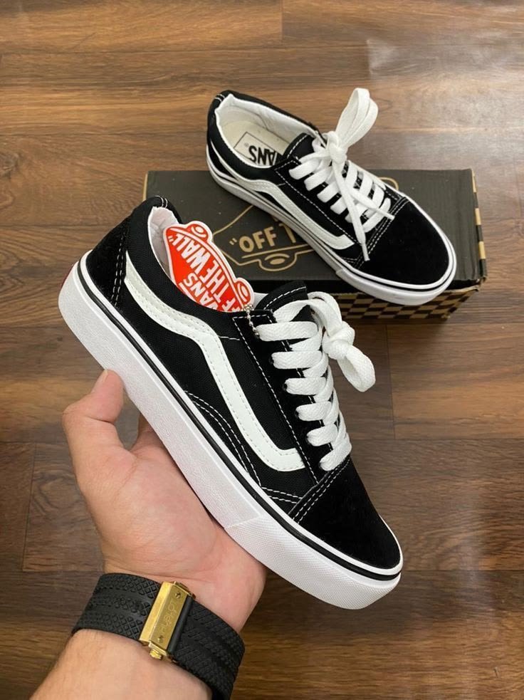 Vans siyah