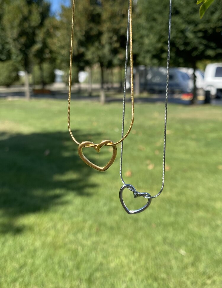 Çelik silver love kolye