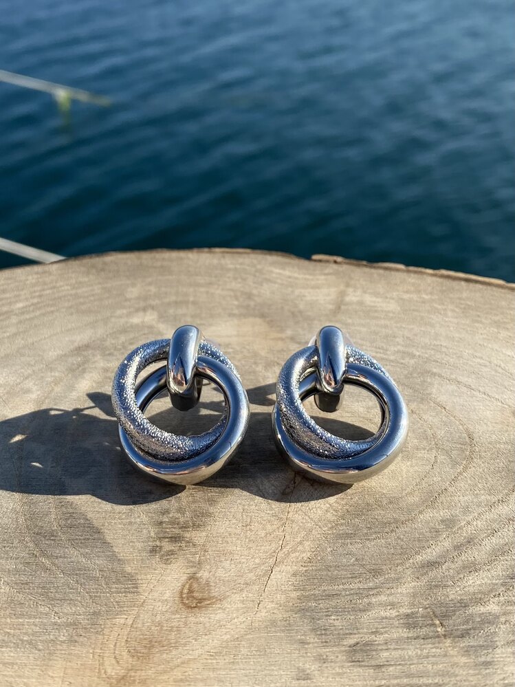 Çelik silver VİP küpe