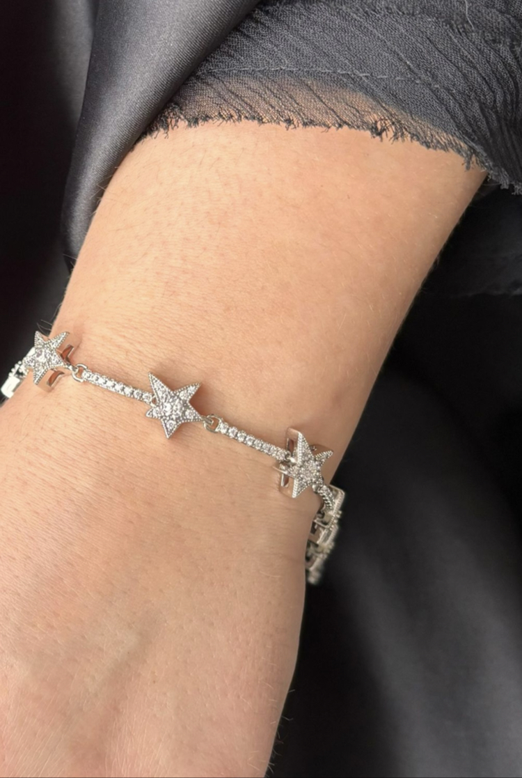 Zirkon Taşlı Yıldız Detaylı Silver Bileklik