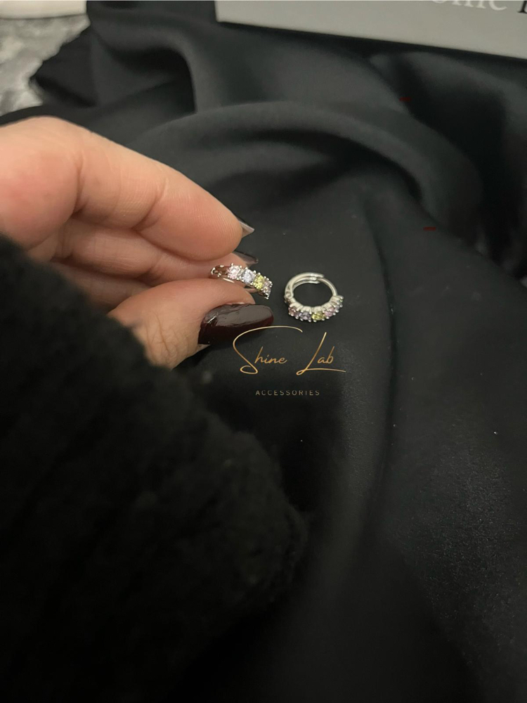 Silver Renkli Taşlı Küpe