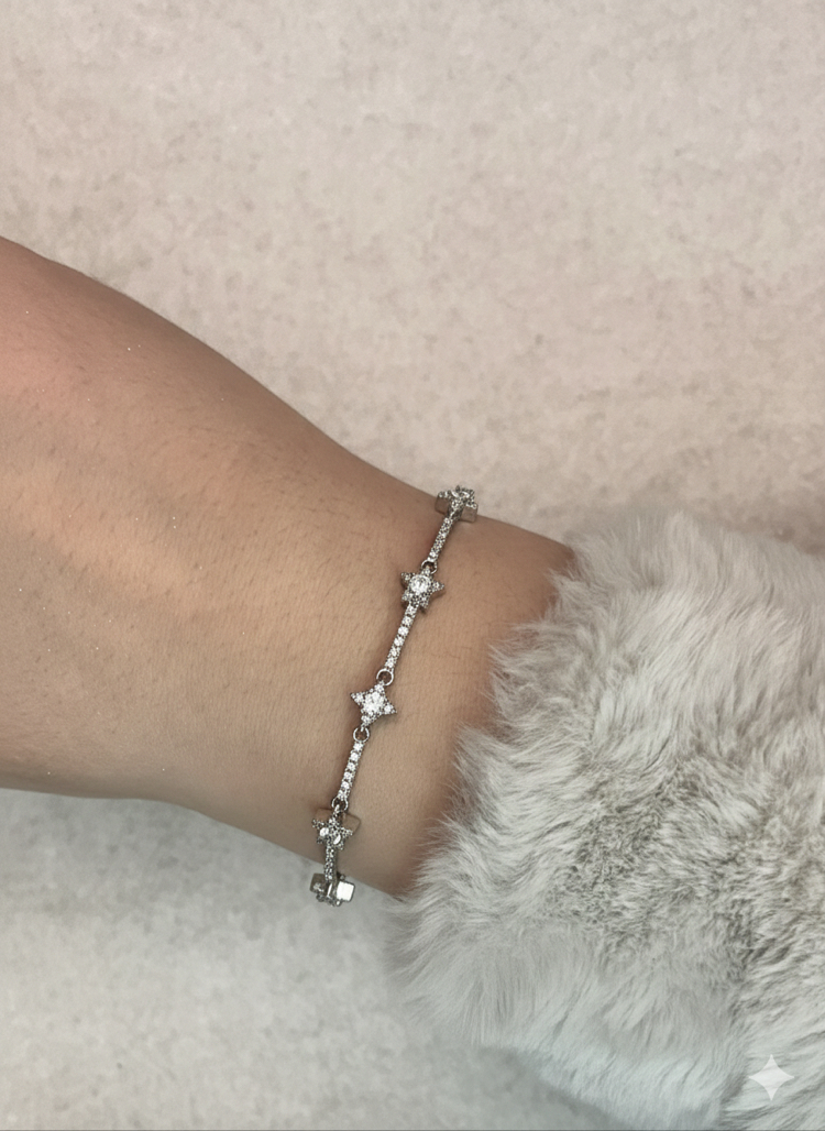 Zirkon Taşlı Yıldız Silver Bileklik