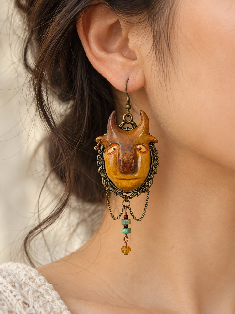 Tavrooz Div Earrings (pair)